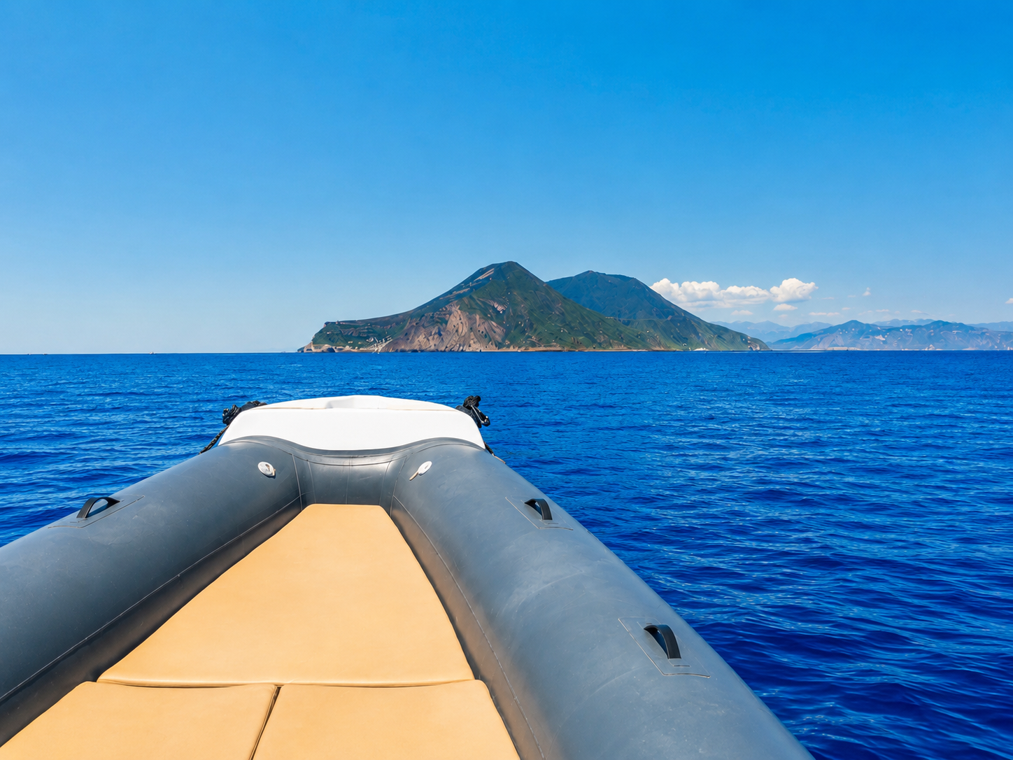 Escursione Privata in Gommone con Skipper