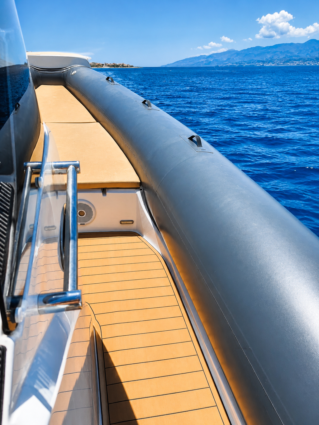 Escursione Privata in Gommone con Skipper
